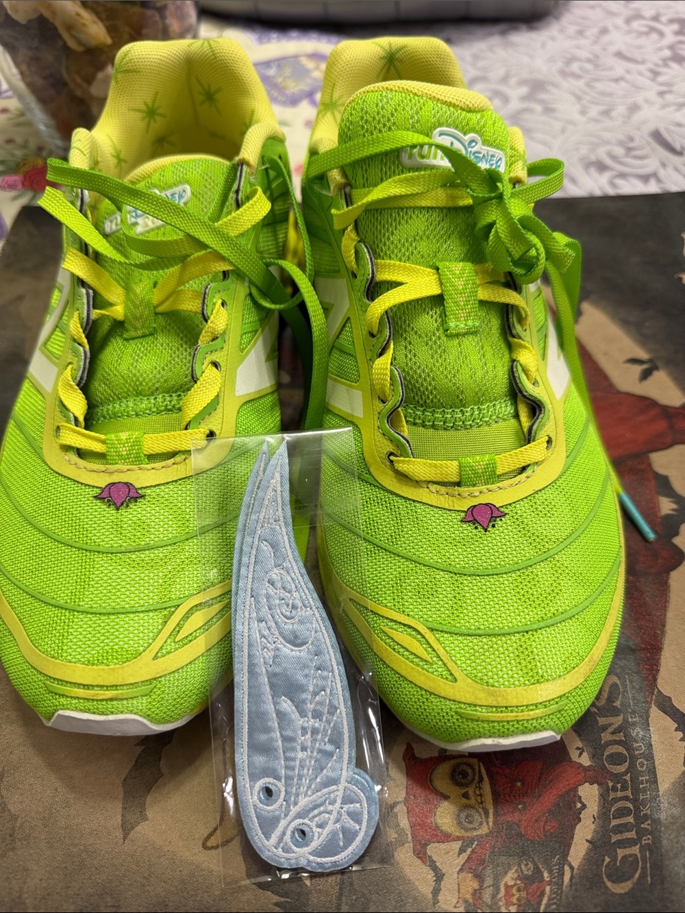 2015 RunDisney Tinkerbell size 8. W980DIS2